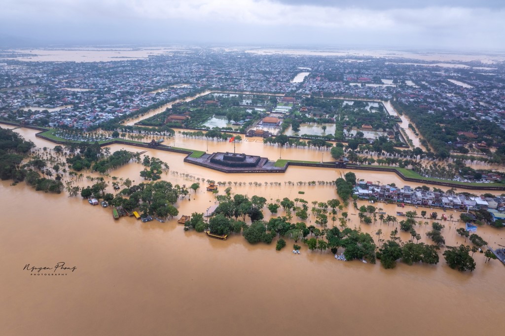 hue_lu lut hue_hue ngap lut_thientai_luluthue_phat giao hue26.jpg